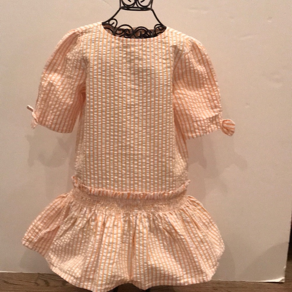 Girls dress